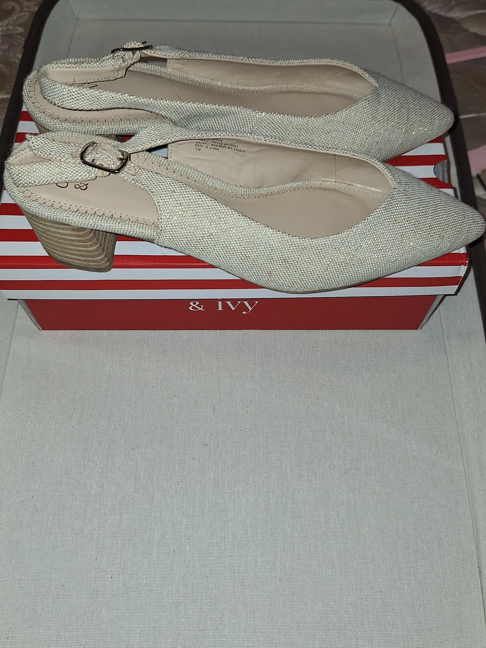 crown & ivy Beige Pointed-Toe Slingback Flats - Picture 3 of 6